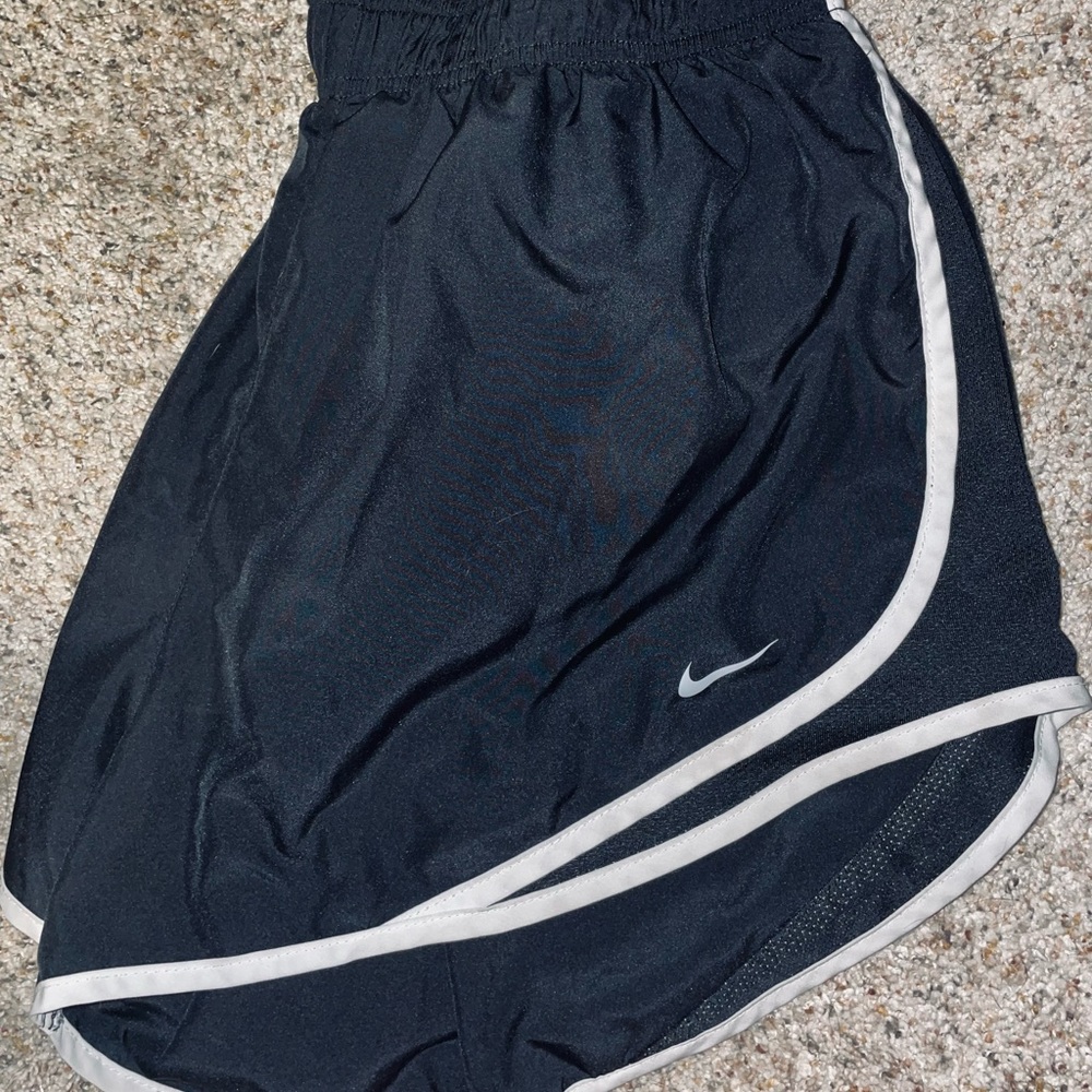 Black XL nike shorts